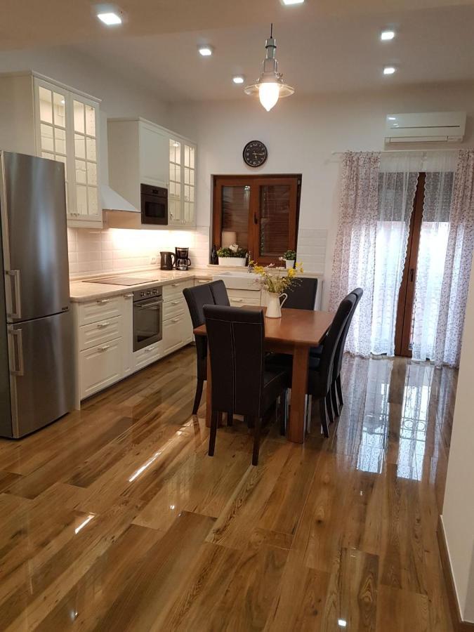 Exclusive Apartment Magnolia Пореч Екстериор снимка
