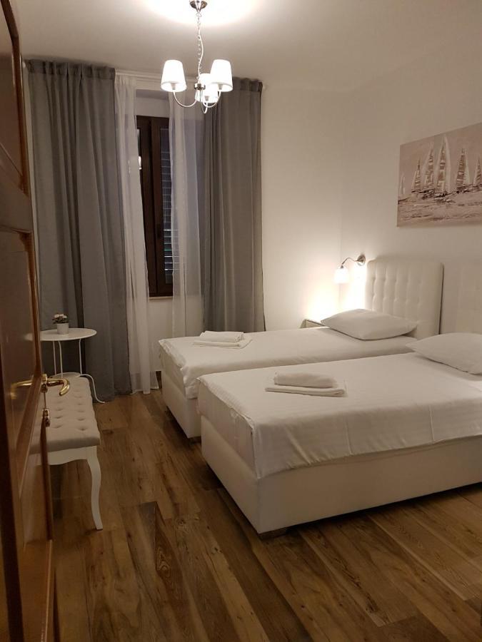 Exclusive Apartment Magnolia Пореч Екстериор снимка