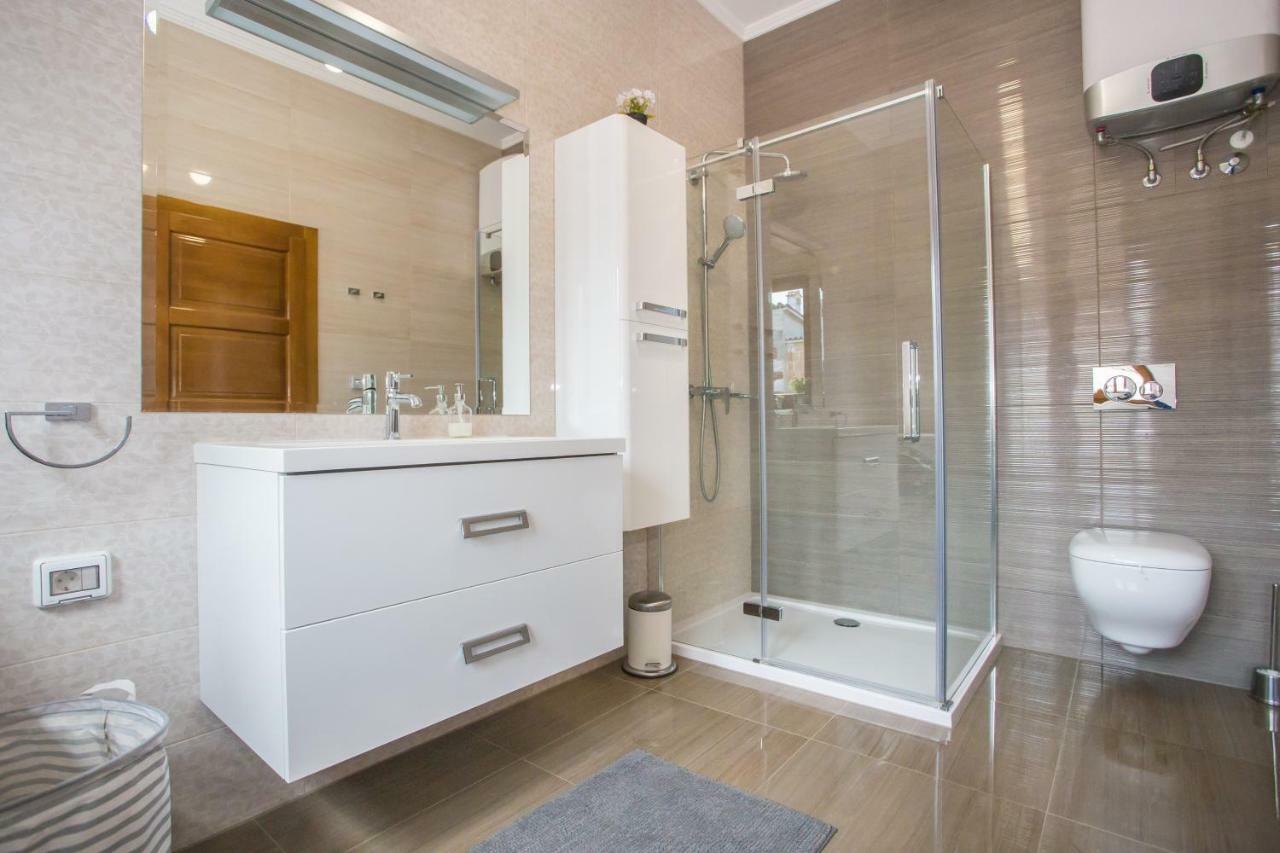 Exclusive Apartment Magnolia Пореч Екстериор снимка