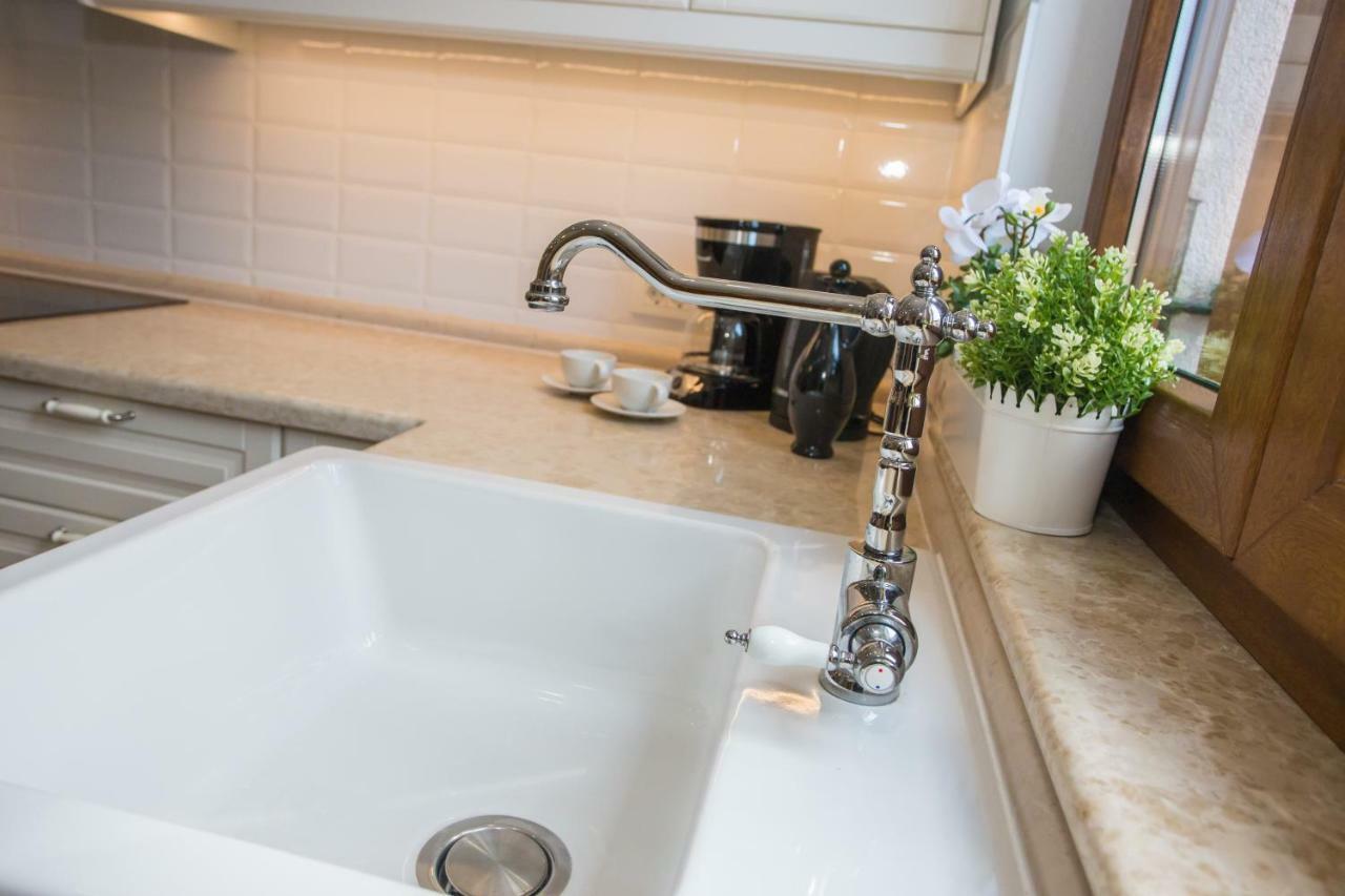 Exclusive Apartment Magnolia Пореч Екстериор снимка