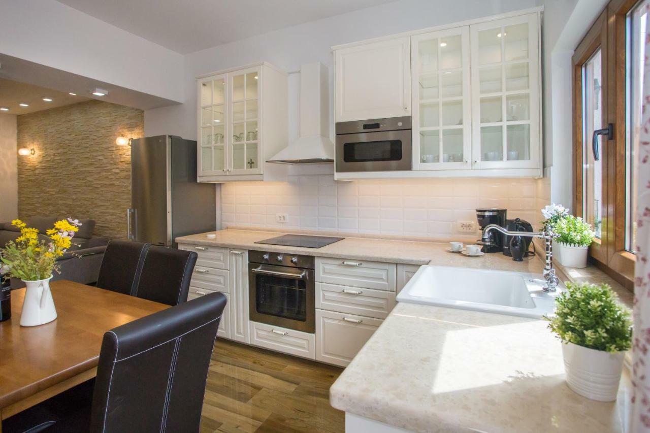 Exclusive Apartment Magnolia Пореч Екстериор снимка