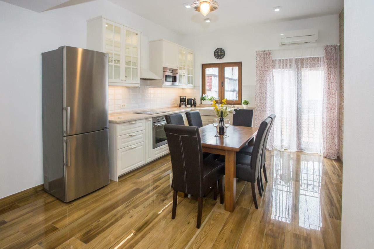 Exclusive Apartment Magnolia Пореч Екстериор снимка